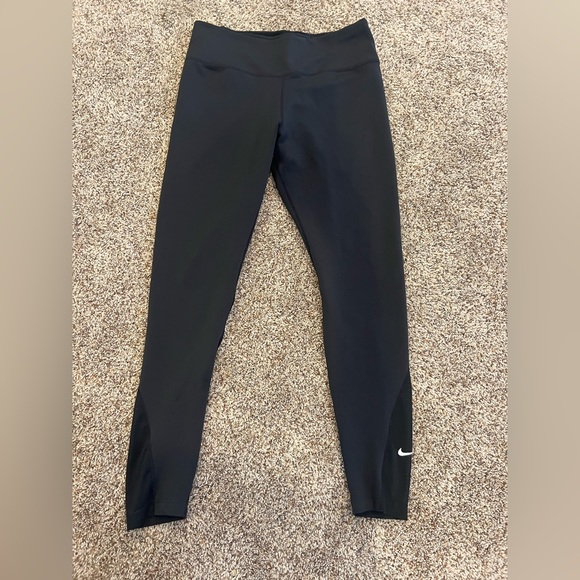 Bundle of Nike Dry Fit Leggings - Picture 3 of 5